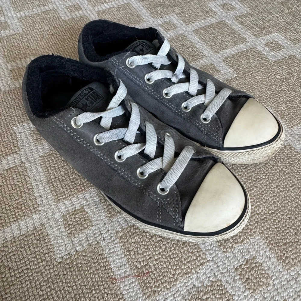 Converse Chuck Taylor Fleece Lined Low Top Sneakers Gray Kids 4